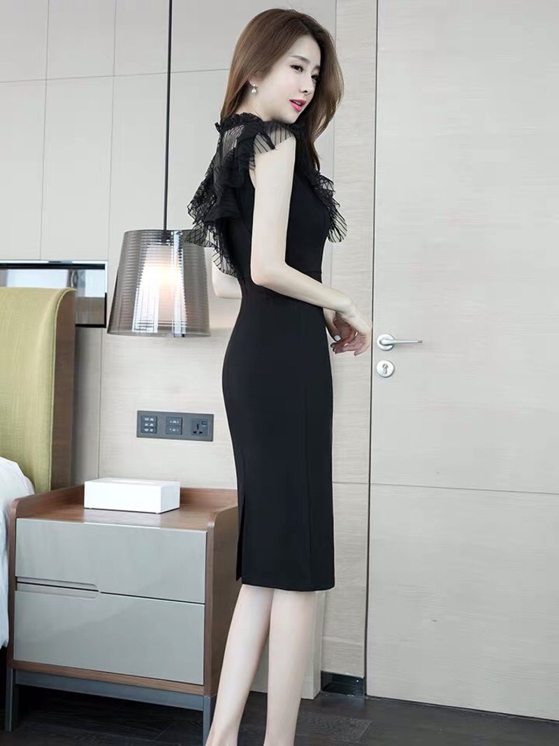 Đầm body thun phối lưới sọc ngực bèo màu đen thanh lịch - VN281801