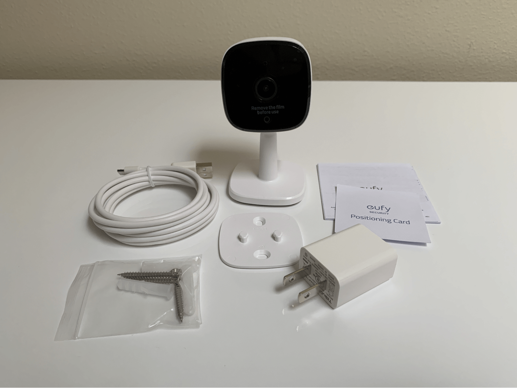 Camera Wifi Eufy Indoor 2k - T84001W1 - Hàng Chính Hãng