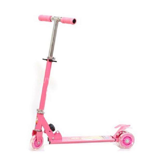 Xe trượt 03 bánh Scooter cho bé rèn luyện sức khỏe