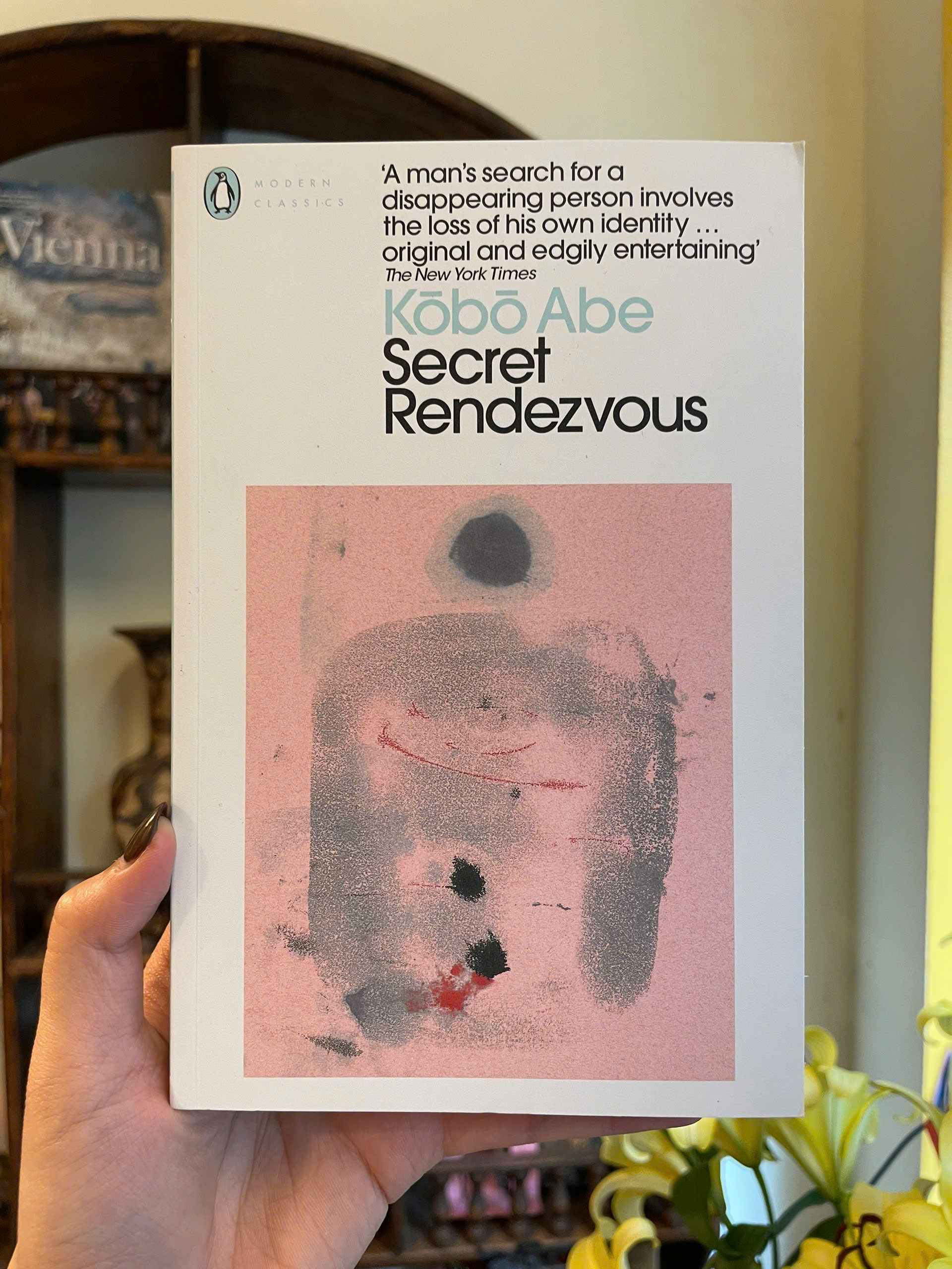 Sách - Secret Rendezvous by Kōbō Abe | Japanese Literature / Văn học Nhật Bản Nhập khẩu / Ngoại văn