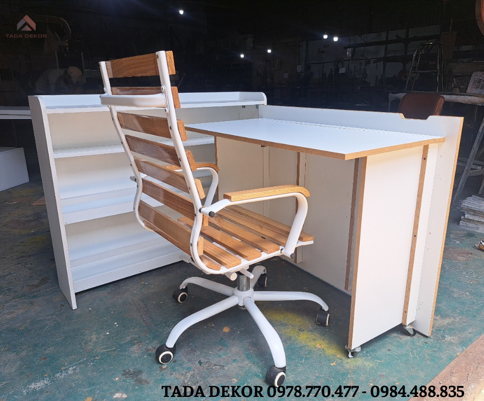 Bàn làm việc xếp gọn thông minh
