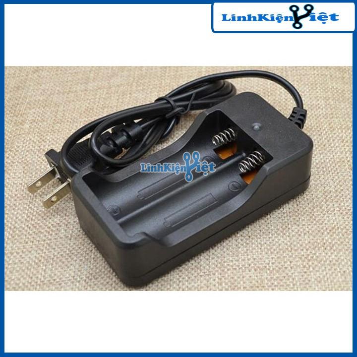 Bộ Sạc Pin 18650 3,7V