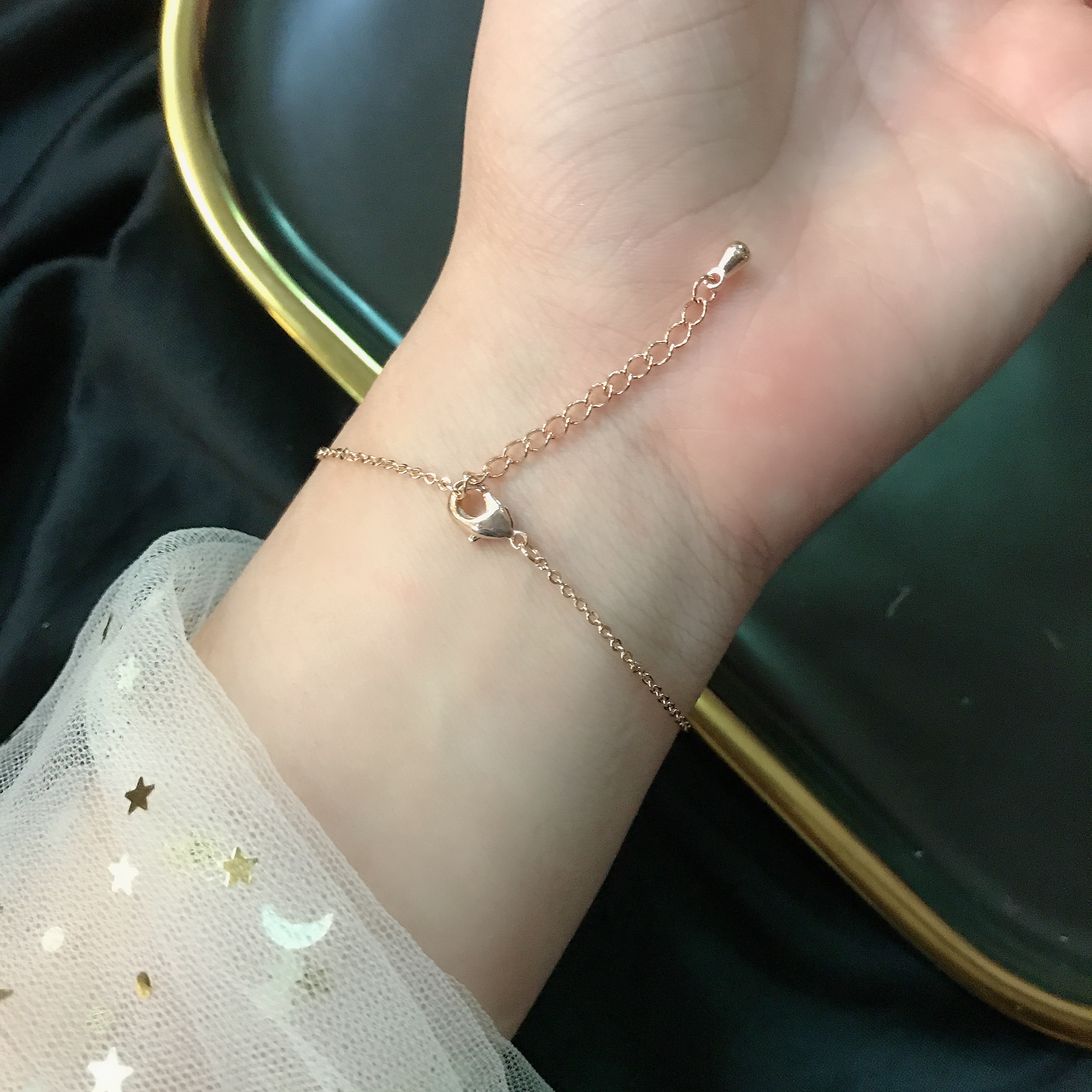 Lắc tay nữ xi vàng dây nhuyễn kiểu chữ H đính hột lấp lánh, siêu xinh, siêu đáng yêu - 290LTHV-037