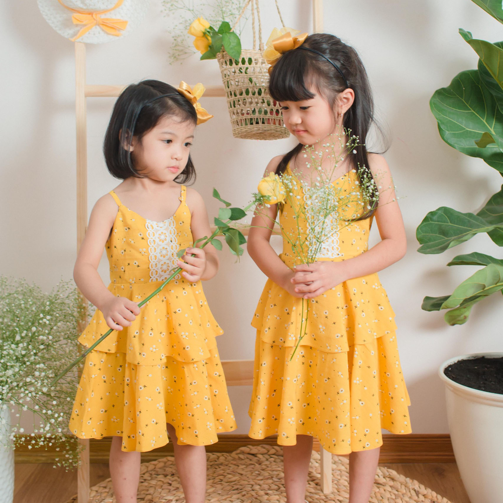 Đầm Lụa Hoa 2 Dây Thoáng Mát Dành Cho Bé Từ 1 Đến 6 Tuổi