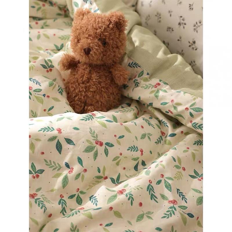 Bộ Chăn Ga Gối Cotton Living 100%cotton Hàng nhập khẩu cao cấp 4 món hoa nhí Vintage