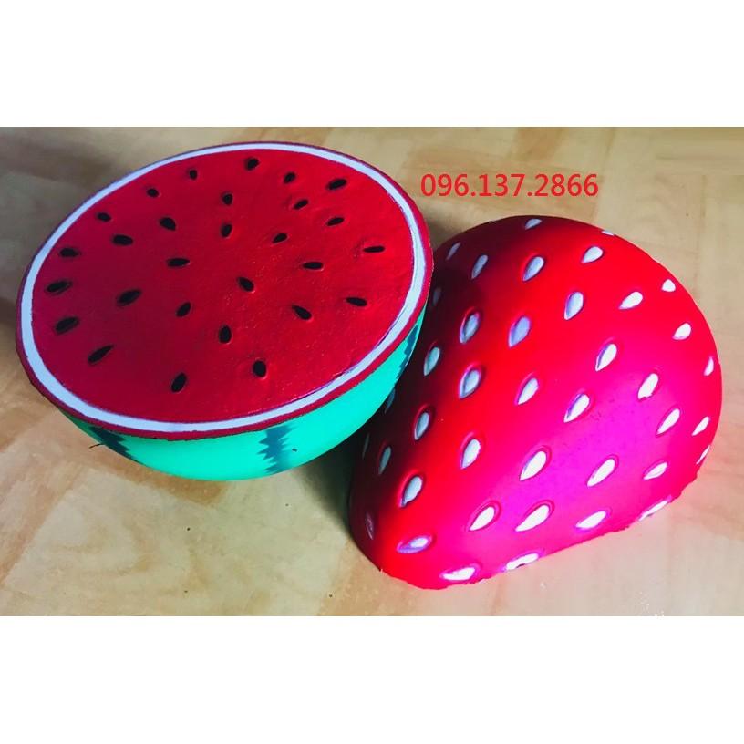 SQUISHY 1/2 QuẢ DÂU TÂY TO KHỔNG LỒ