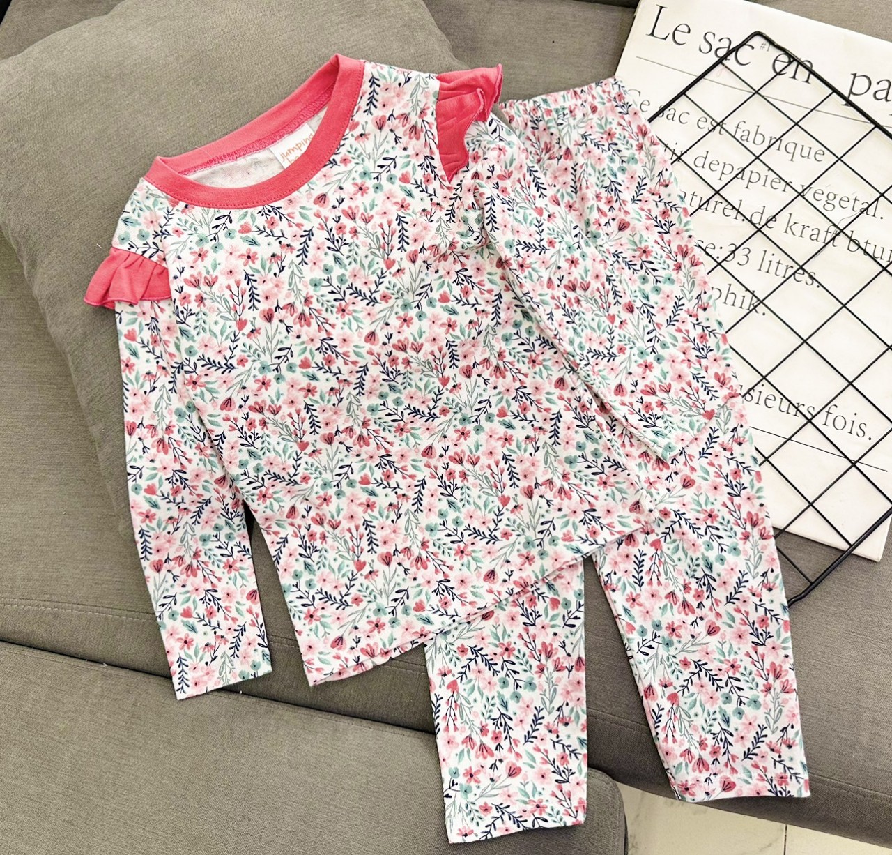 Bộ ngủ dài tay cho bé gái từ 8-25kg chất cotton hàng xuất mềm mịn mát