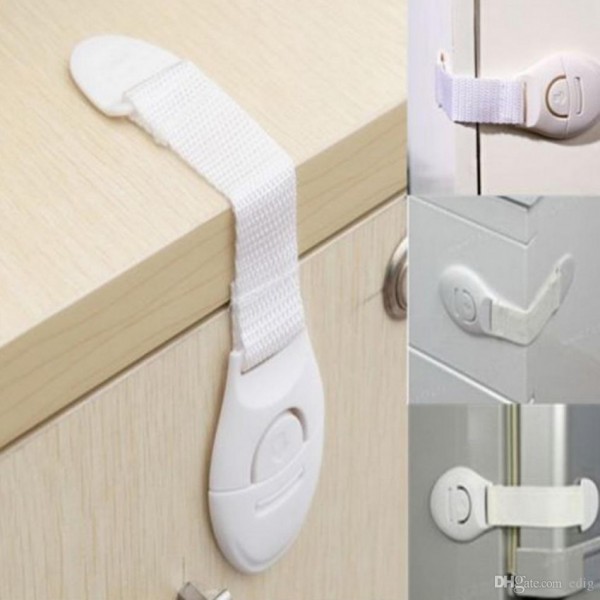 Bộ 3 khóa gài ngăn kéo, tủ lạnh bảo vệ trẻ em - Hàng nội địa Nhật