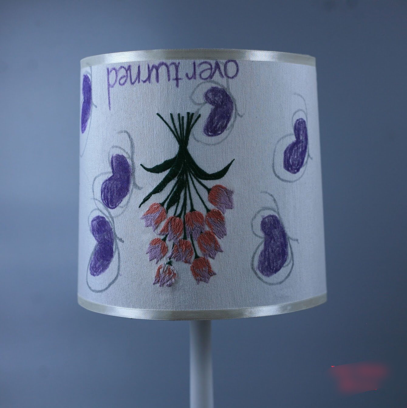 Đèn bàn gỗ đảo ngược, đèn trang trí nội thất, đèn để bàn phòng ngủ