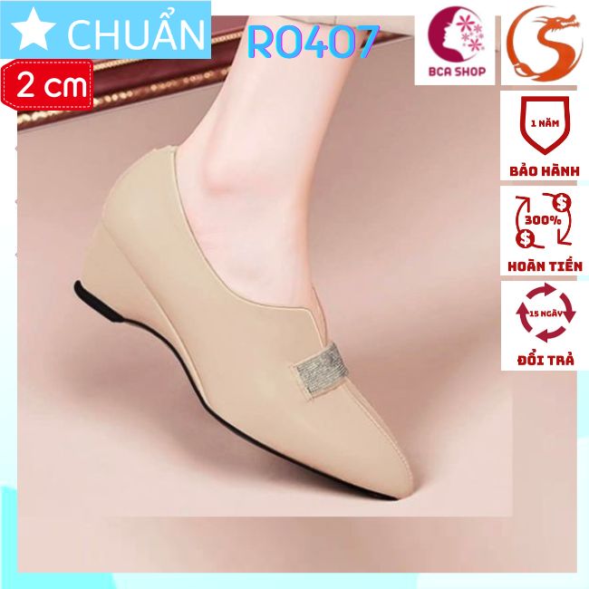 Giày đế xuồng nữ bít mũi 2p RO407 ROSATA tại BCASHOP kiểu dáng độc lạ, gây ấn tượng ngay lần đầu - màu da đậm