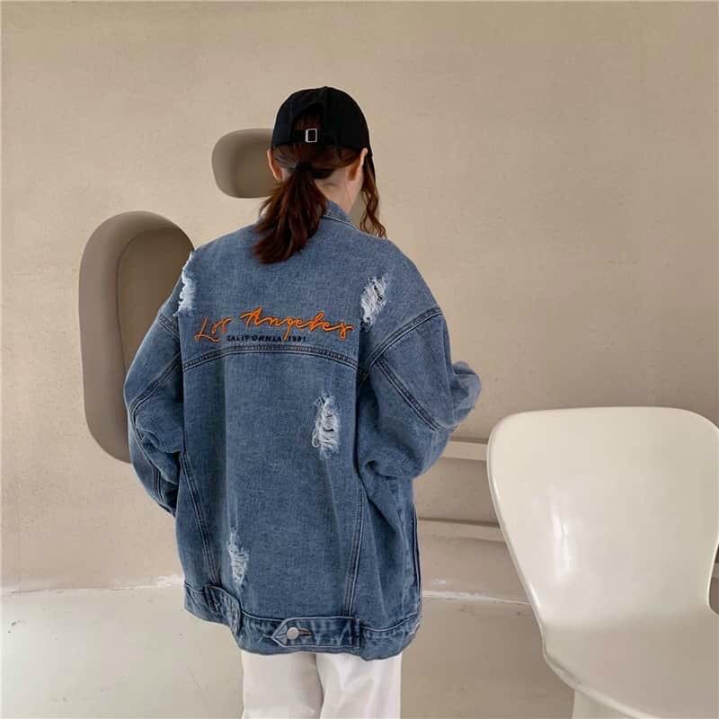 Áo khoác jeans croptop túi hộp dáng rộng rách- hình thật chính chủ