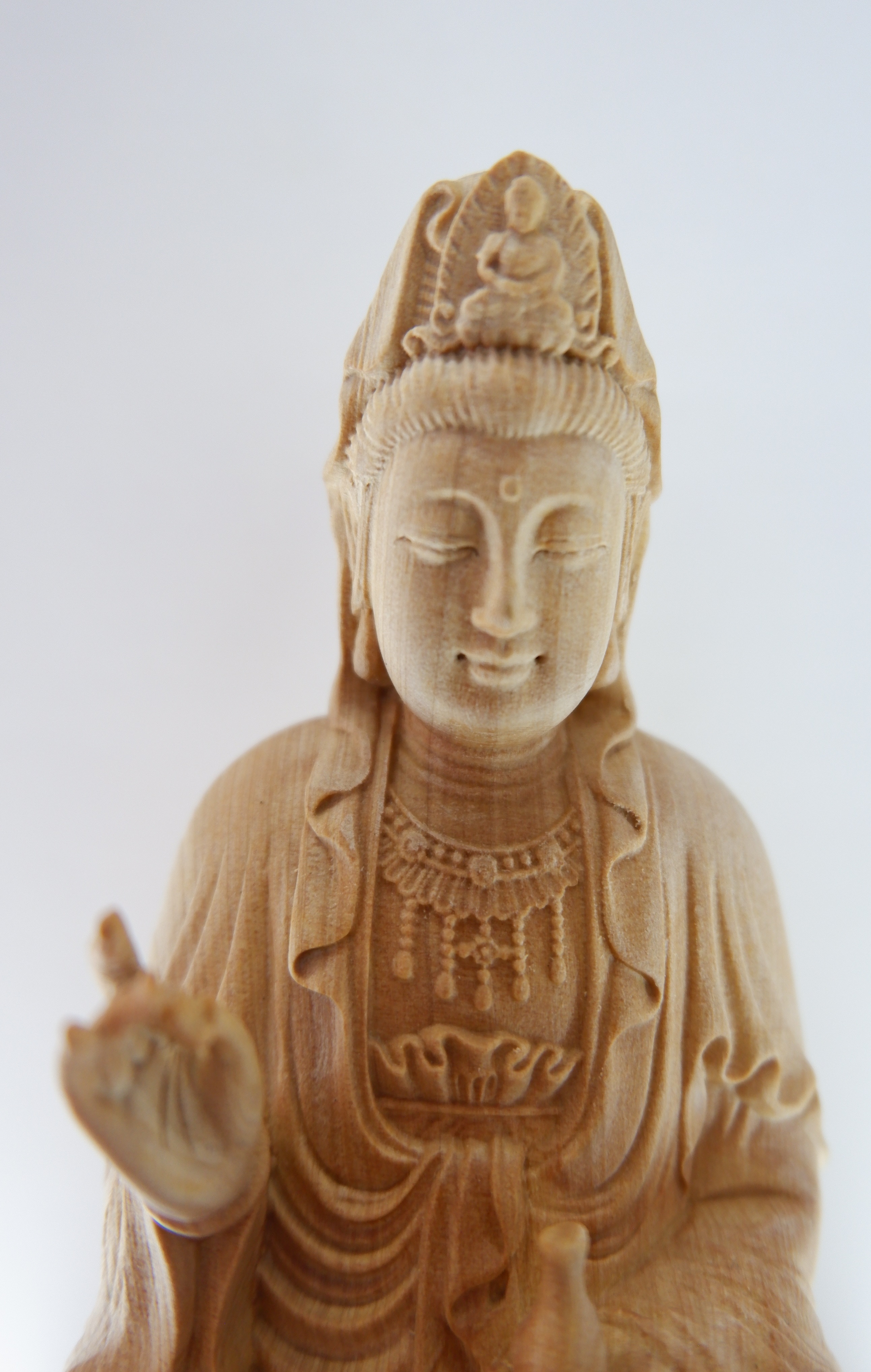 Tượng gỗ Phật Bà Quan Âm