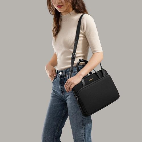 TÚI ĐEO CHÉO TOMTOC (USA) PREMIUM THEHER SHOULDER BAG DÀNH CHO MACB 13”/14&quot; công nghệ chống sốc - HÀNG CHÍNH HÃNG