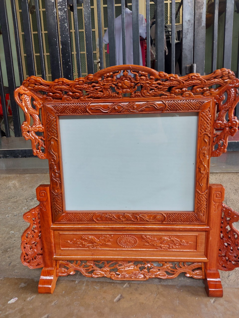 Khung ảnh thờ đôi tứ linh,khung hình thờ gỗ hương cao cấp kích thước 25cmx35cm và 40x30cm