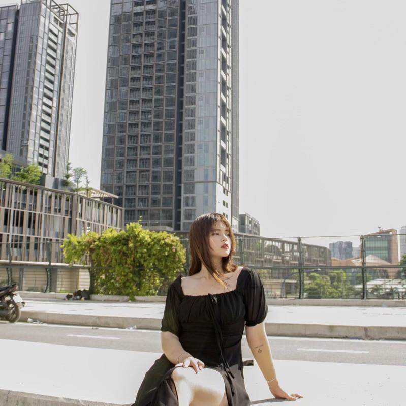 Đầm Plum thiết kế xẻ tà và cổ vuông form bigsize