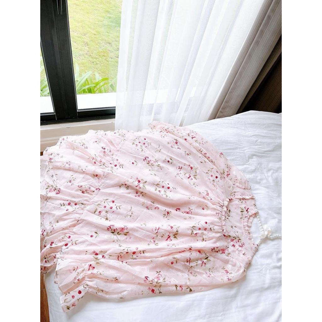 Váy bầu lụa tơ hai lớp cổ bèo mùa hè đầm bầu hoa thiết kế xinh xắn đi chơi dự tiệc dáng suông MSP455 Mom and Baby