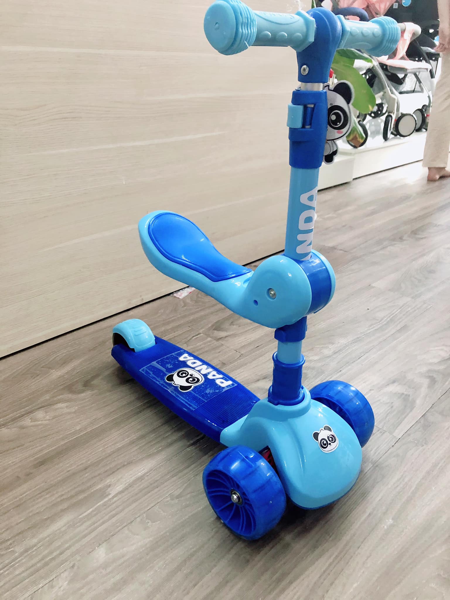 Xe trượt scooter 3 bánh có đèn phát sáng có nhạc - xe trượt panda