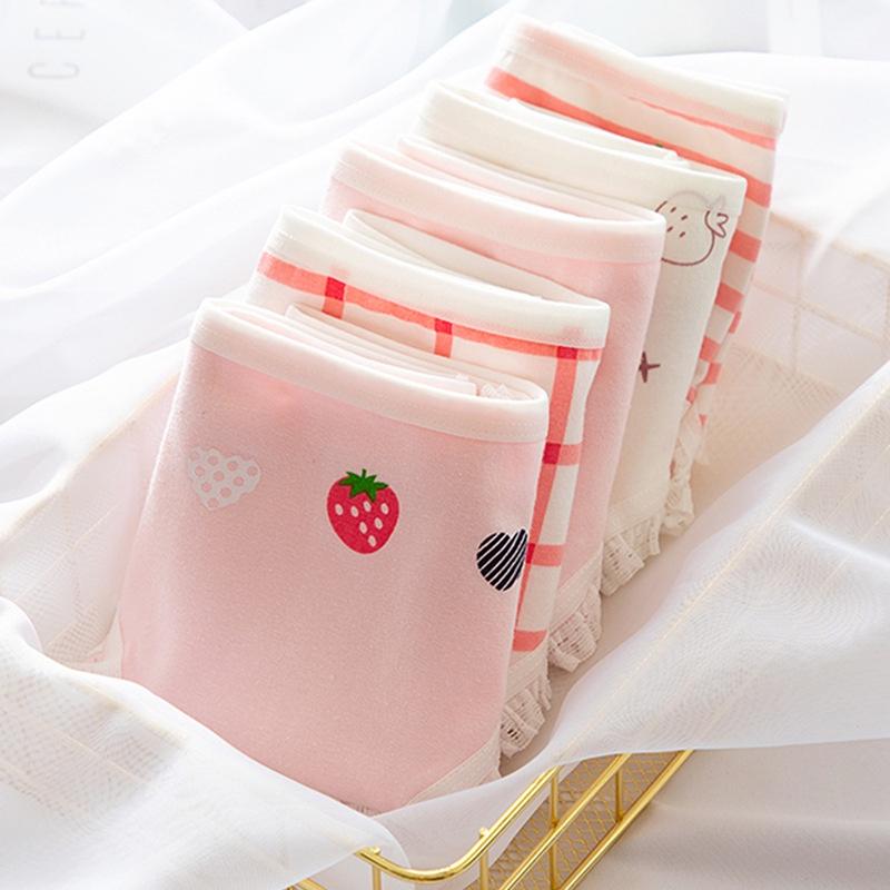 Quần Lót Nữ Cotton Kháng Khuẩn Hình Dâu Tây Viền Ren Ngang Eo . Hàng Loại Đẹp.
