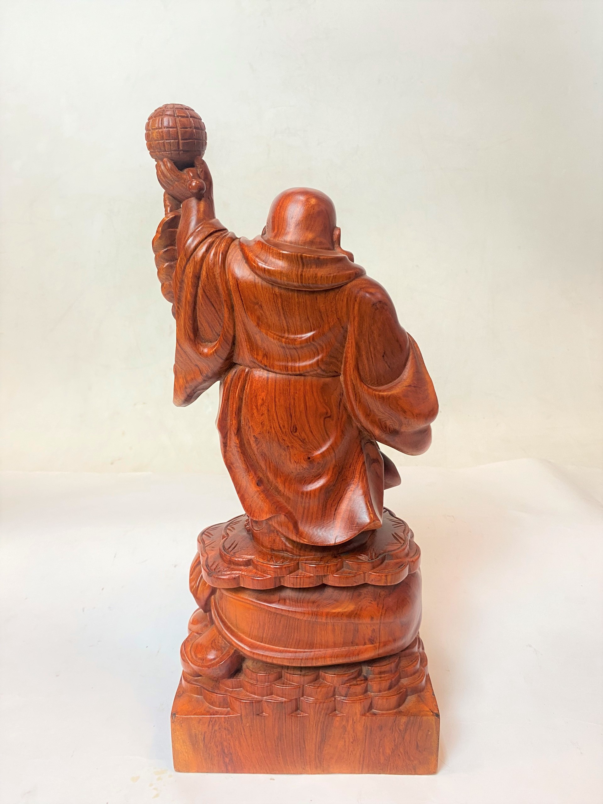 Tượng gỗ để bàn - Phật Di Lặc hoà bình Thế giới