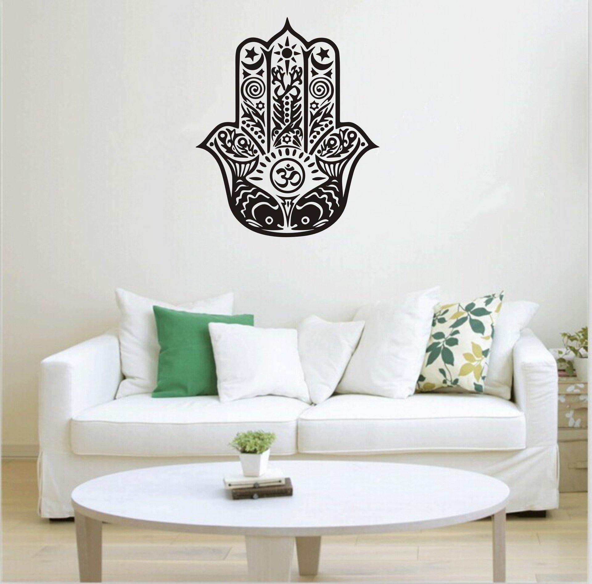 Decal dán tường bàn tay hamsa chữ om ý nghĩa tâm linh