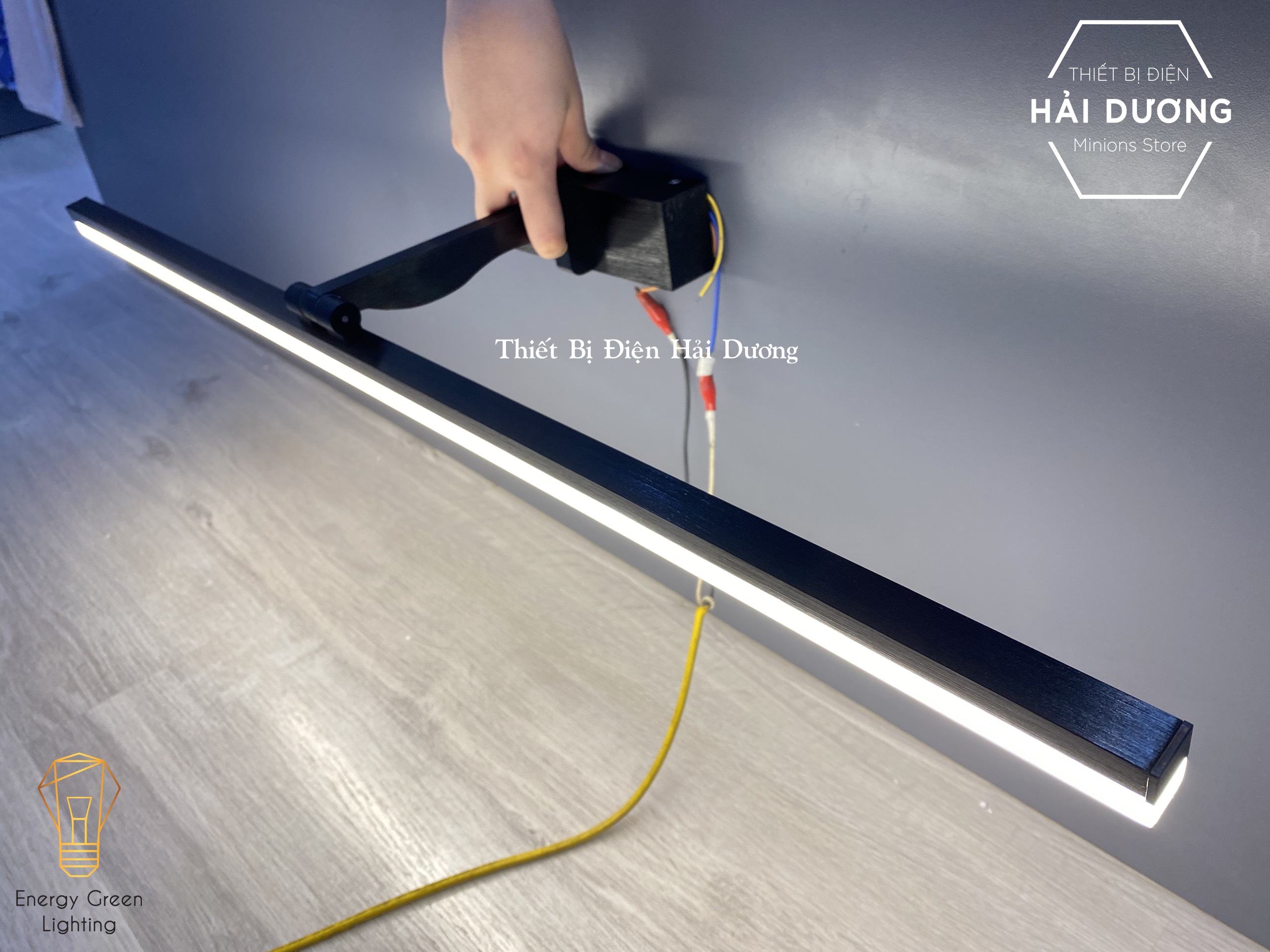 Đèn soi tranh - Đèn rọi gương Led Model 8018 100cm 20w 3 Chế Độ Ánh Sáng - Điều chỉnh được góc chiếu