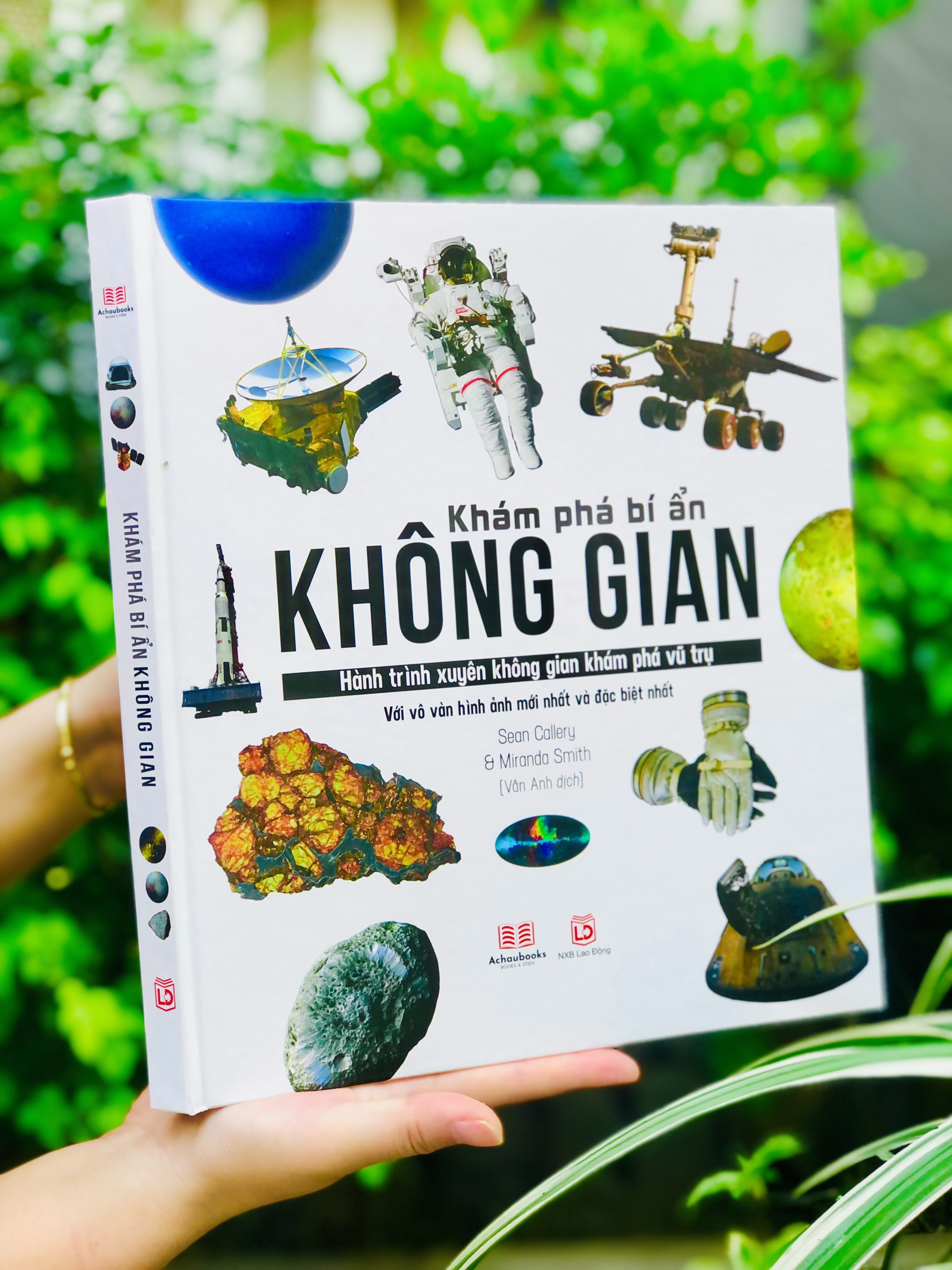 Sách bách khoa toàn thư khoa học và khám phá bí ẩn không gian