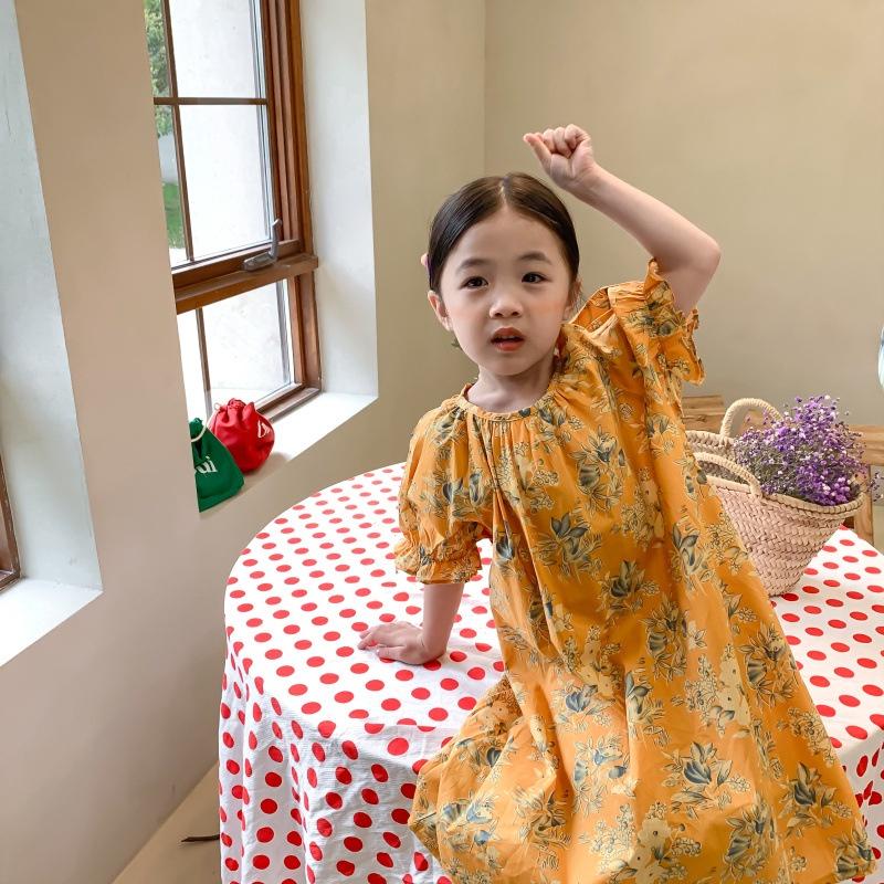 Đầm hoa tay phồng đáng yêu cho bé