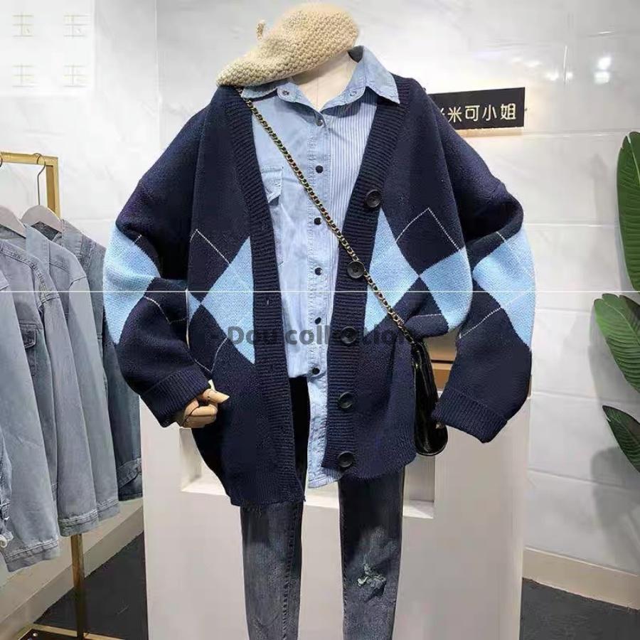 Áo Khoác Cardigan Form Rộng Họa Tiết Hình Thoi, Áo Khoác Len Thời Trang Thu Đông - Dou Collection - Mã TA024