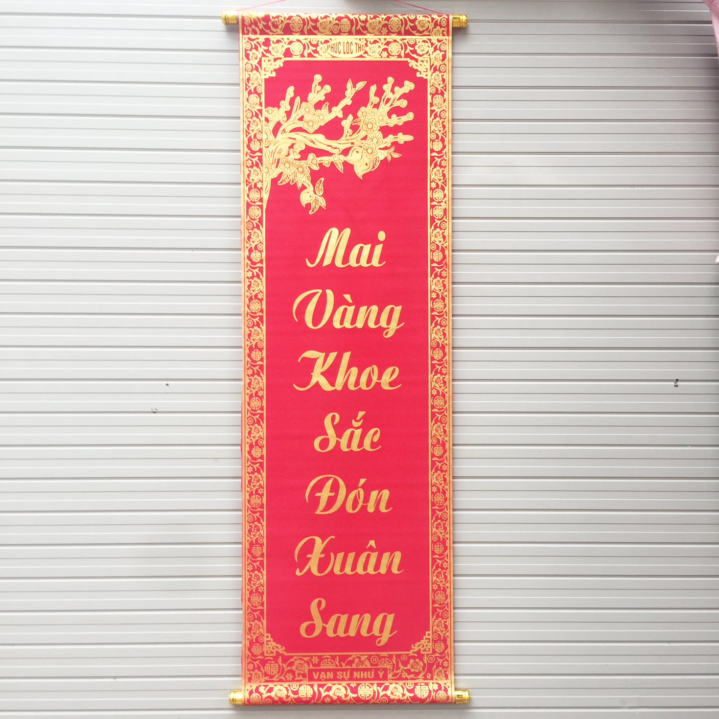 Bộ đôi câu đối đỏ chữ vàng dài 1m trang trí Tết
