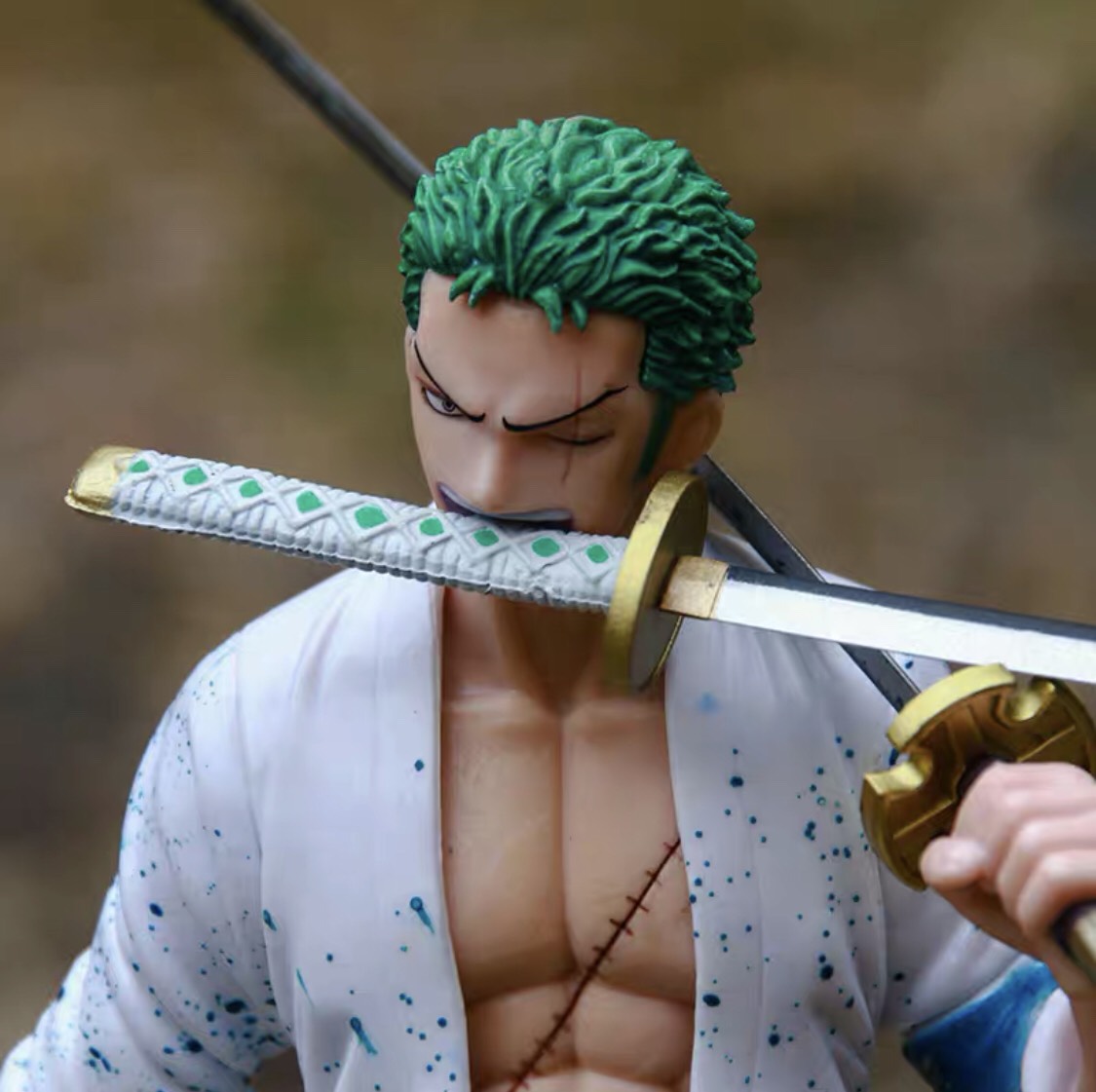 Mô Hình Roronoa Zoro Đảo Hải Tặc Áo Trắng - Portrait of pirates 24cm