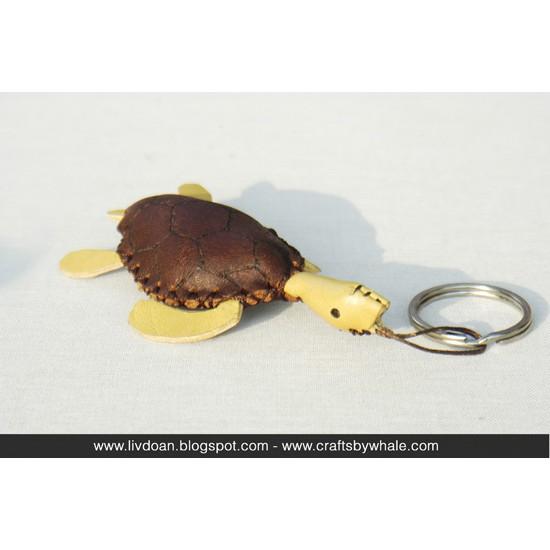 Móc khóa da bò hình rùa biển handmade