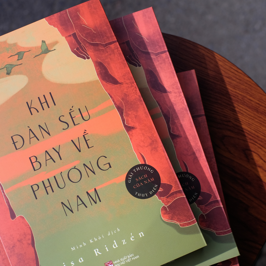 Sách - Khi Đàn Sếu Bay Về Phương Nam