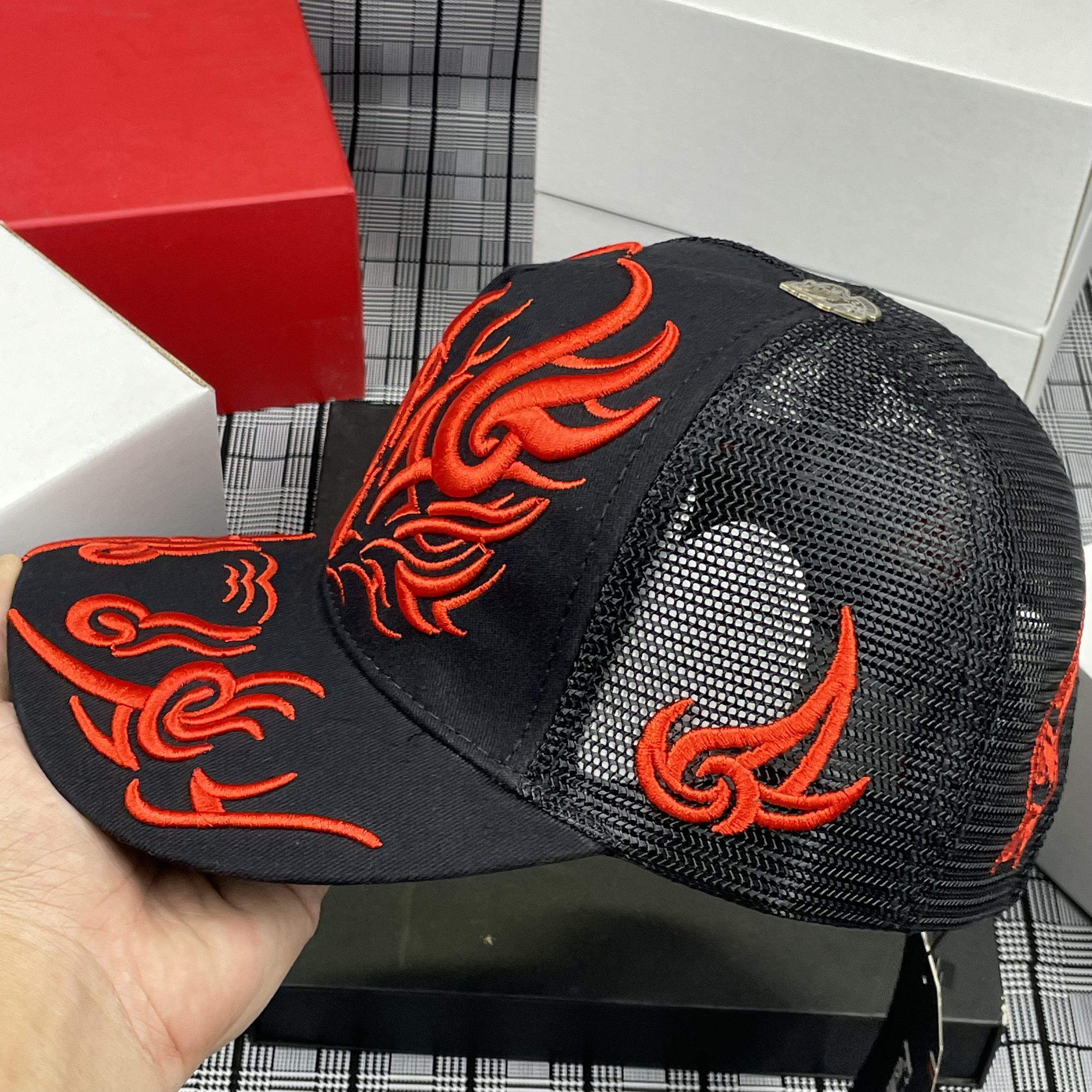 Nón Kết Hàng hiệu phối lưới
