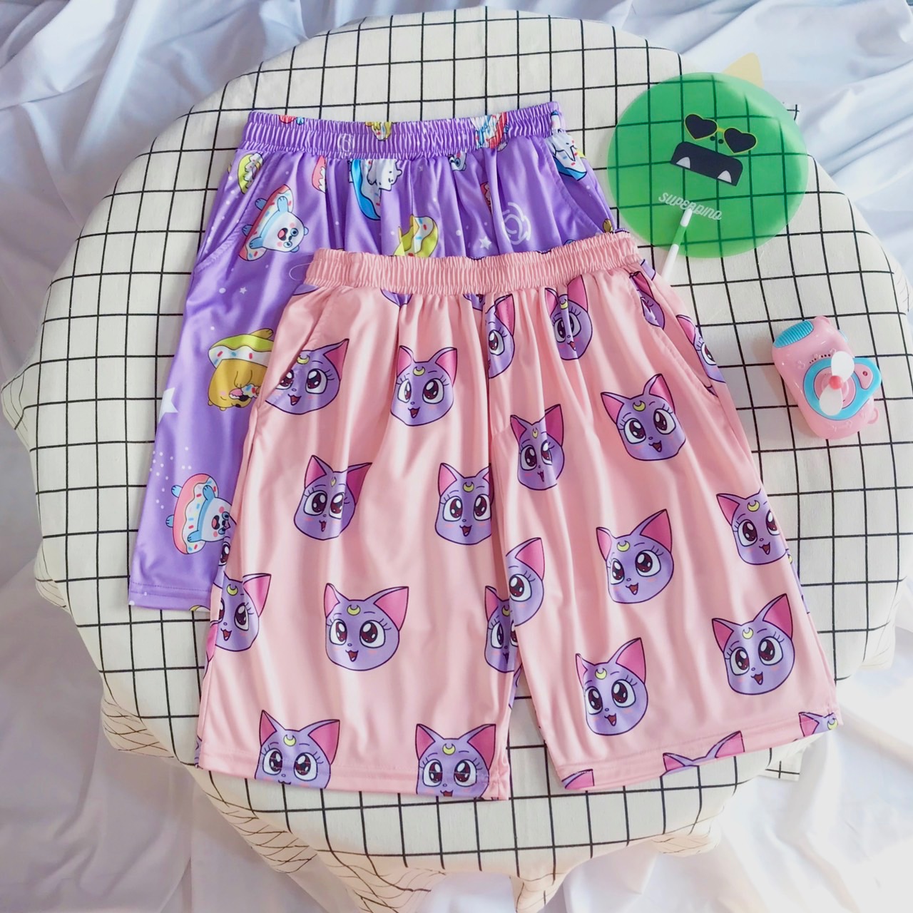 Quần Short Cartoon Unisex, Quần Đùi Hoạt Hình Loang Màu Phiên Bản Mới - MM