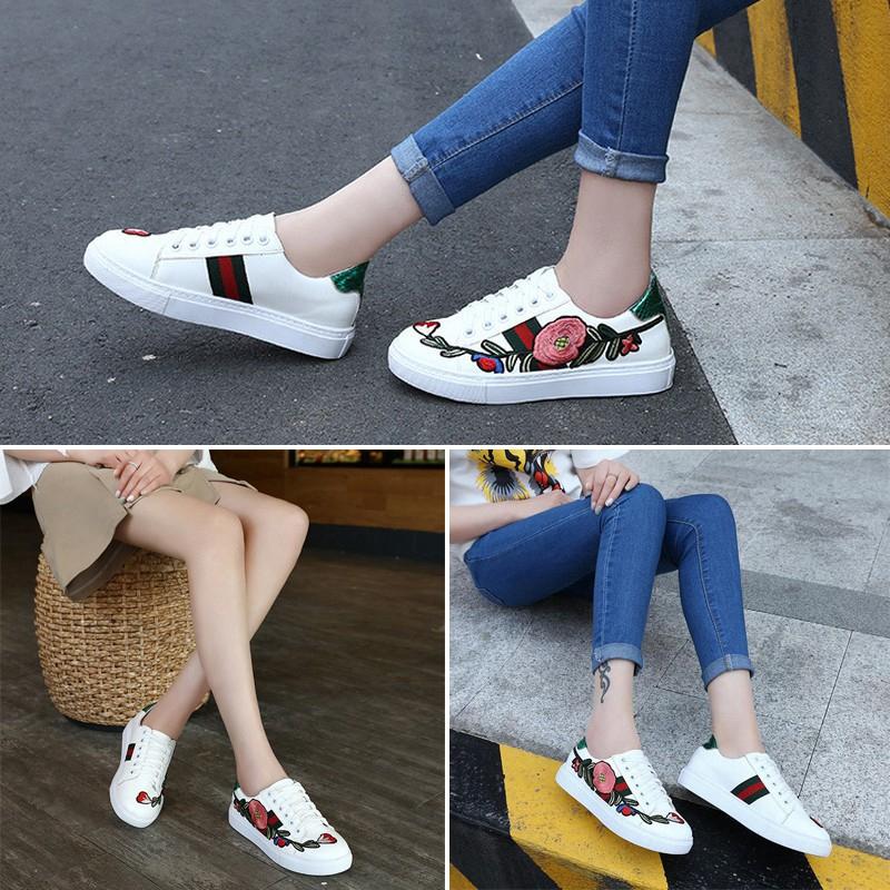 Giày Sneaker hoạ tiết thêu cho nữ