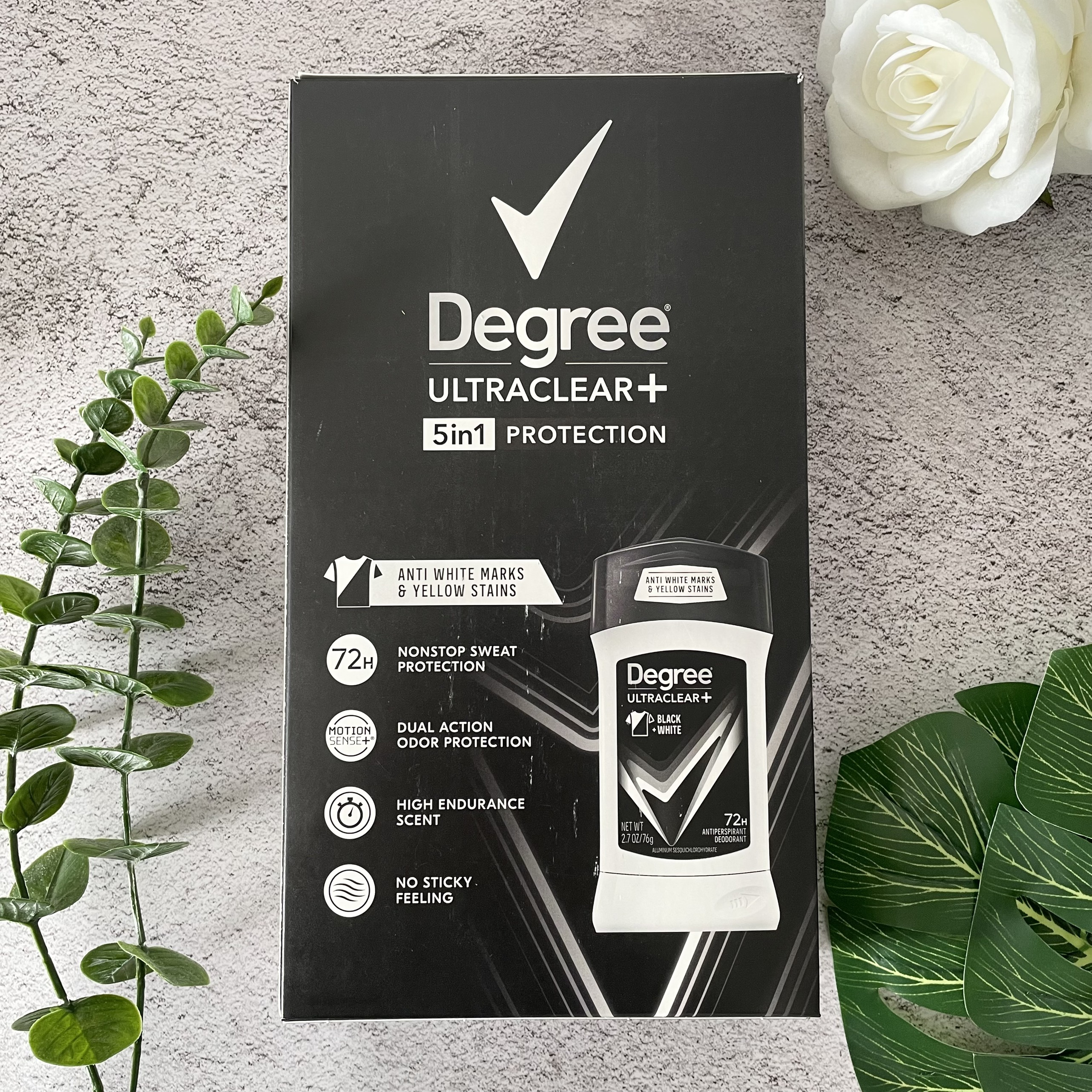 Lăn khử mùi nam Degree black + white 76g - Mỹ