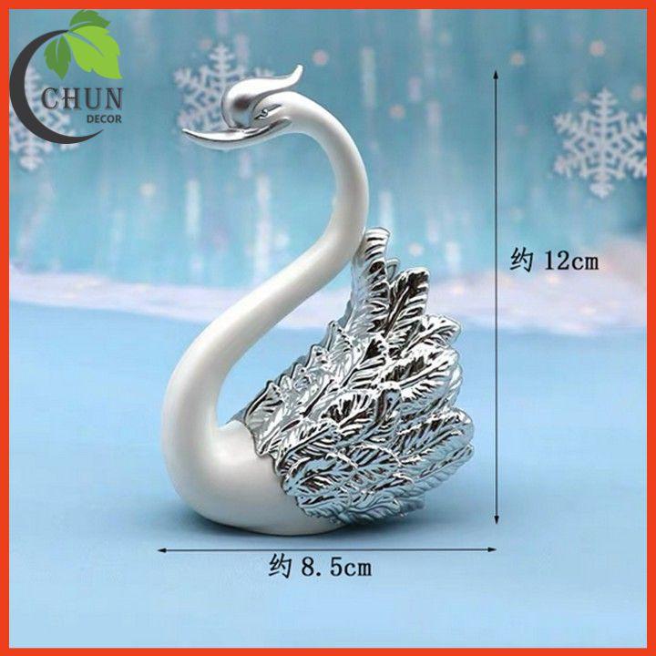 Thiên nga nhựa trang trí kệ tủ, kệ gắn tường, làm quà lưu niệm