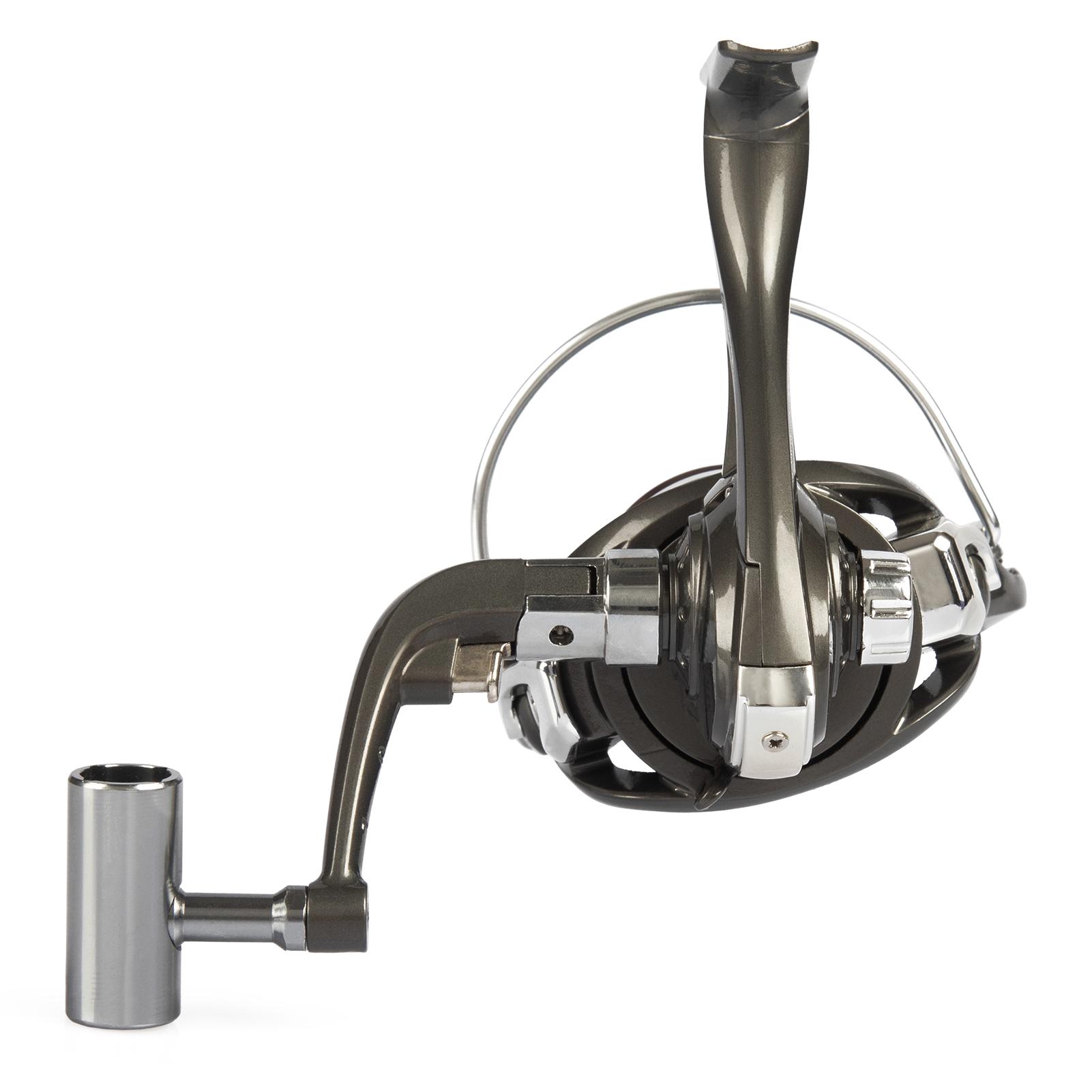 Cuộn câu quay mang đến cho bạn hiệu suất mượt mà tối đa, với tay trái và phải có thể thay thế cho nhau, giúp bạn thích thú với hành trình câu cá của mình.