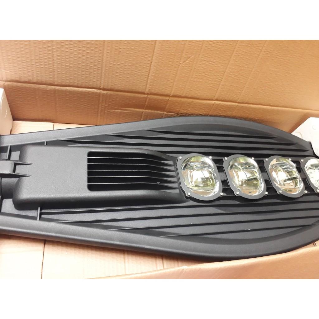 Đèn đường chiếc lá goodlight 200W chất lượng chính hãng, chiếu sáng ngoài trời, chống nước hiệu quả