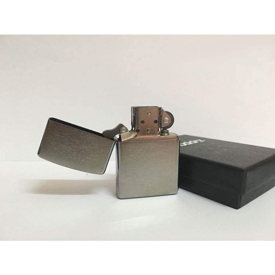 Bật lửa ZIPPO 200 –Bật lửa ZIPPO BRUSHED CHROME