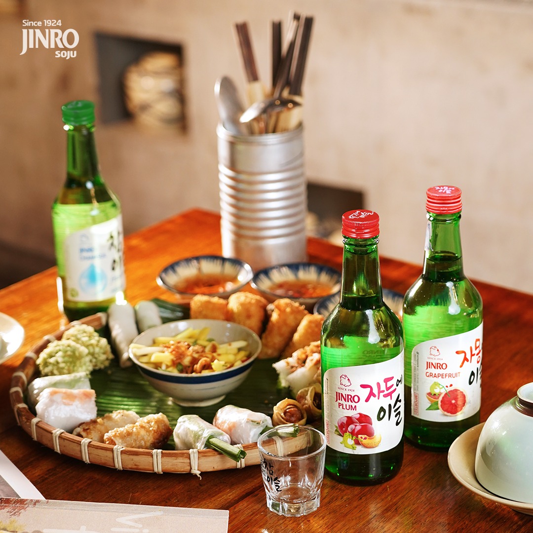 Soju Hàn Quốc JINRO VỊ MẬN 360ml - Combo 6 chai
