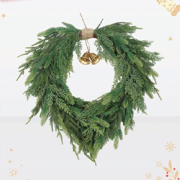 Vòng Hoa Lá PE Gắn Chuông - Trang Trí Noel 55 cm - Chaang Chiia LP-W-HR