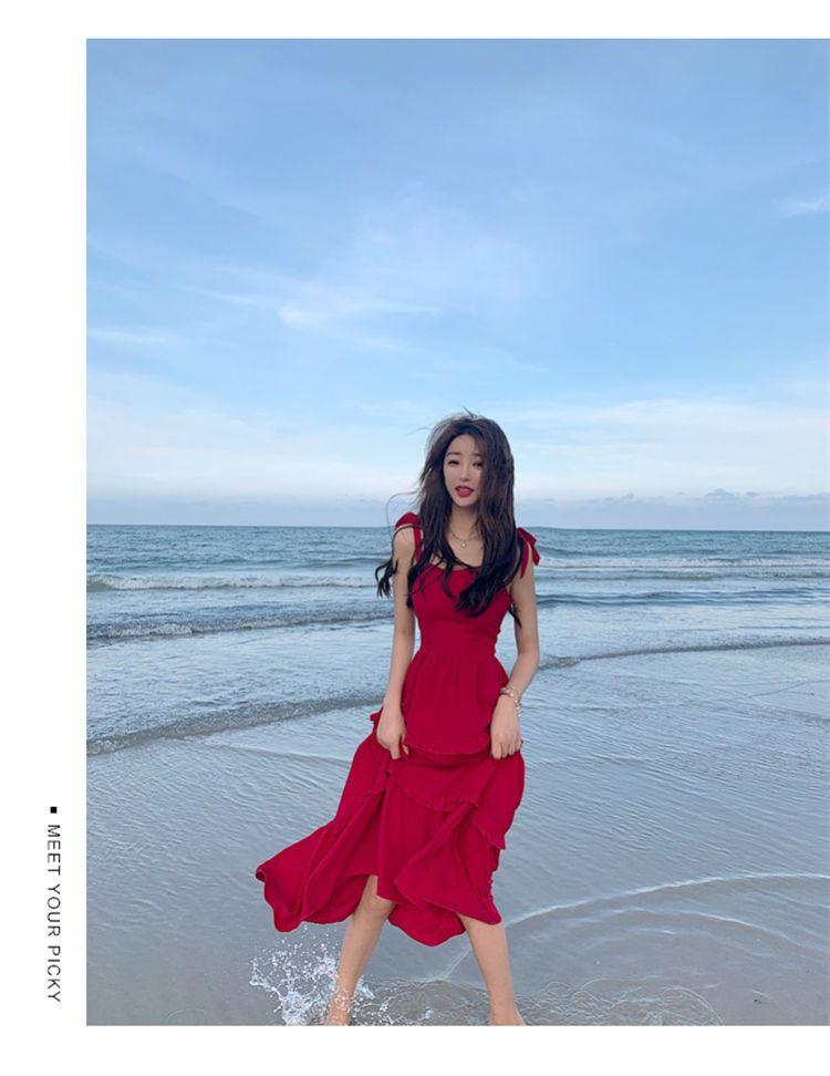 DONGSHOP Red Sling Dress Design Sense Little French Vintage Beach Dress Đối với phụ nữ đi biển kỳ nghỉ mùa hè 2023