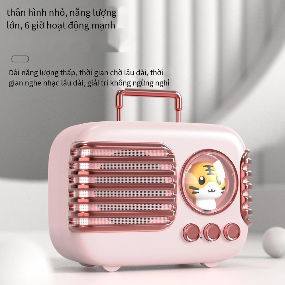 Phong cách mới nhất của phim hoạt hình loa bluetooth cổ điển vali nhỏ sáng tạo loa nhỏ di động ngoài trời loa siêu trầm sáng tạo không dây