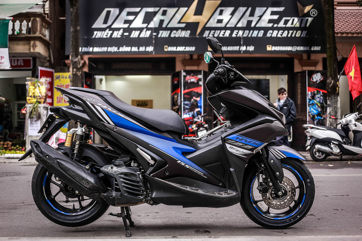 Tem trùm NVX Blue Racing