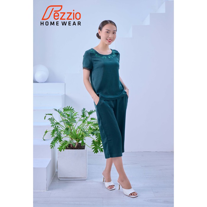 Bộ nữ trung niên chất lụa pháp cao cấp kiểu dáng thanh lịch sang trọng thương hiệu Fezzio