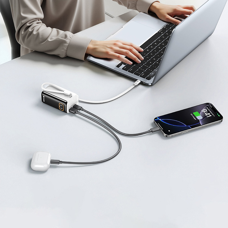 Pin Dự Phòng Kèm Cáp C MAZER PowerCharge Link R PD 45W Dung Lượng 10000mAh Dây Cáp Rút Type C Dài 70cm Chứng Nhận CCC Hàng Chính Hãng