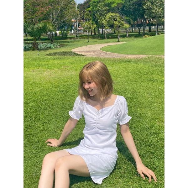 AIMEE_ĐẦM NHÚN NGỰC ĐƠN GIẢN