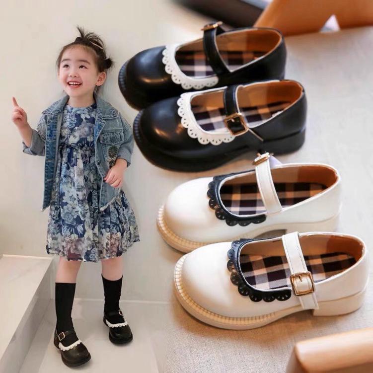 Cho Bé Giày da vintage bé gái - Giày da cho bé gái phong cách Hàn Quốc da trơn bóng PU mềm mại xinh xắn có quai dán M33