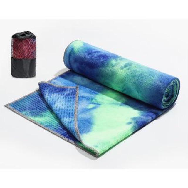 khăn yoga cao cấp phủ hạt TPE họa tiết màu loang đẹp